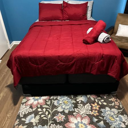 Fidelia Garnet Room, Queen Bed Minutes From Newark Liberty International Airport And Newark Penn Station Ngoại thất bức ảnh